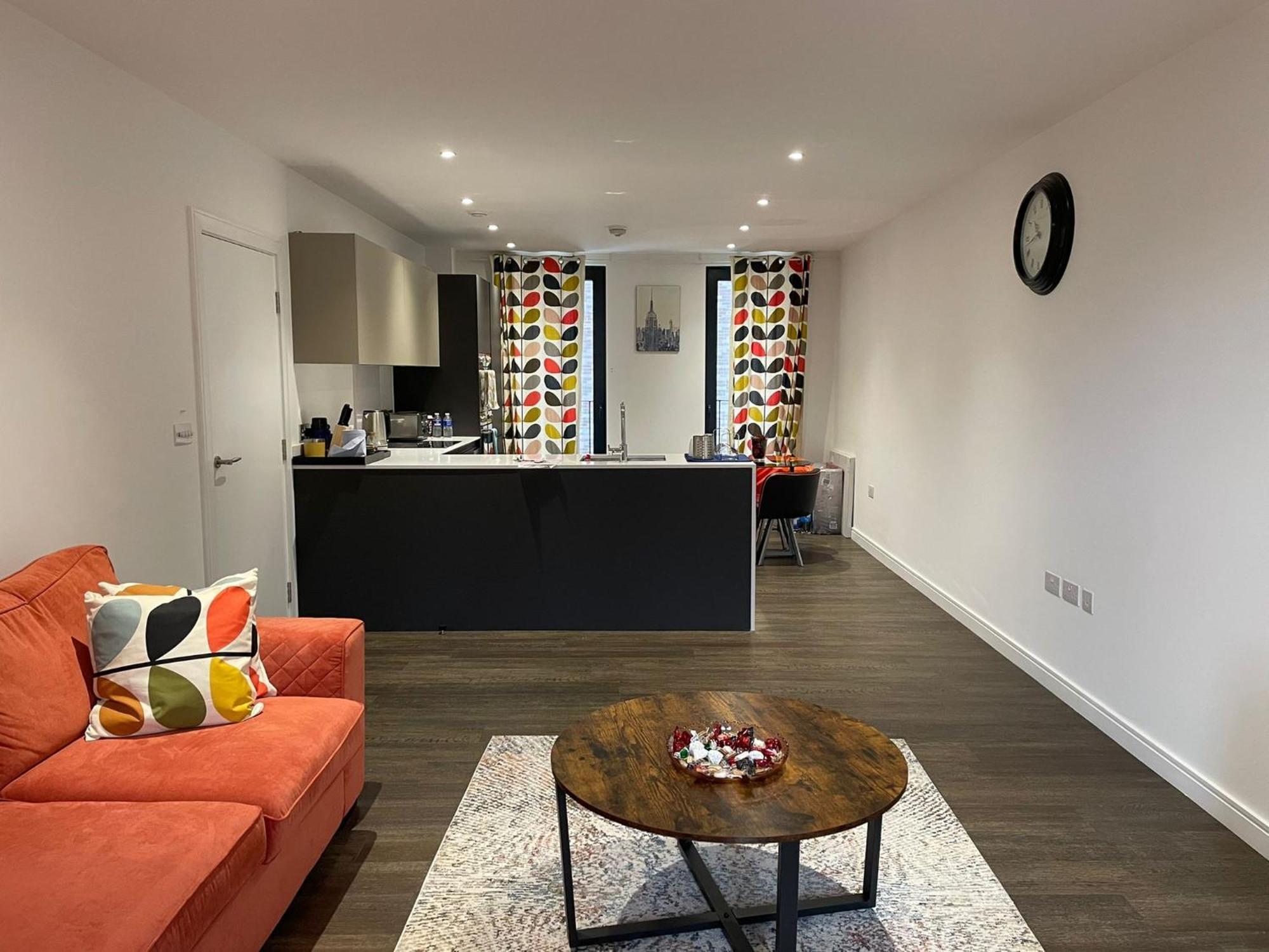 Modern En-Suite Room And Self Catering In London Exterior photo